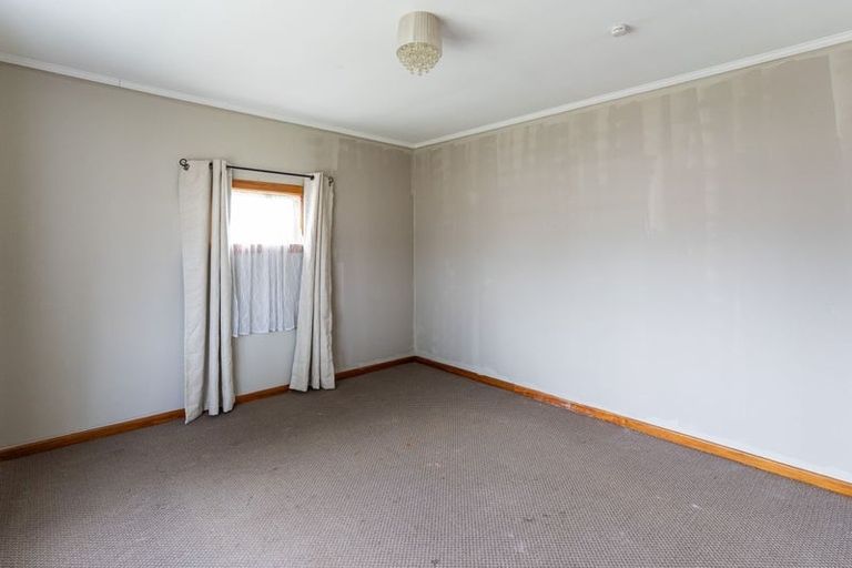 Photo of property in 97 Botanical Road, Takaro, Palmerston North, 4412