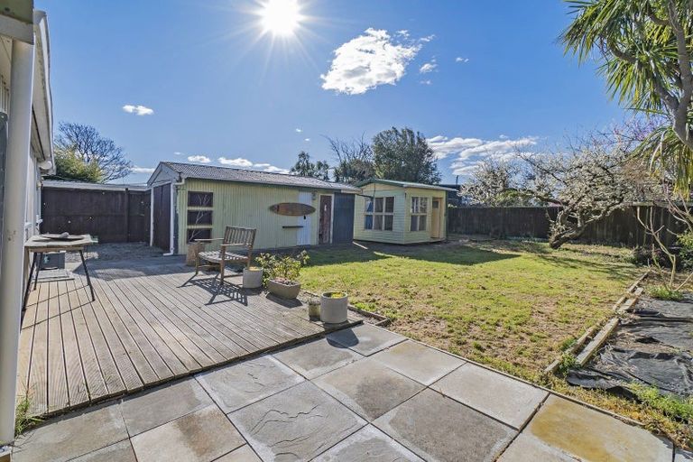Photo of property in 20 Broadway Avenue, Waikuku Beach, 7473