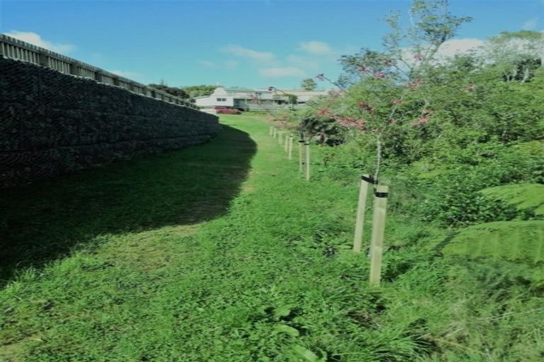 Photo of property in 8 Wendy Hood Way, Snells Beach, 0920