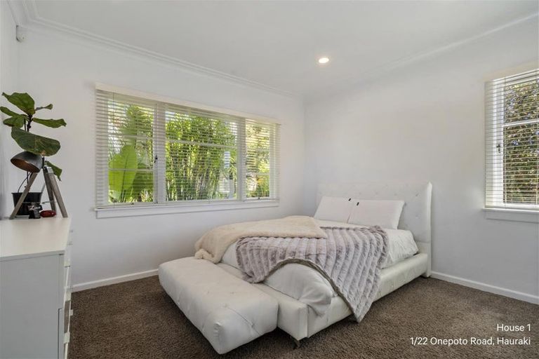 Photo of property in 2/22 Onepoto Road, Hauraki, Auckland, 0622