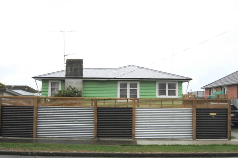Photo of property in 5 Charles Corner Crescent, Maraenui, Napier, 4110