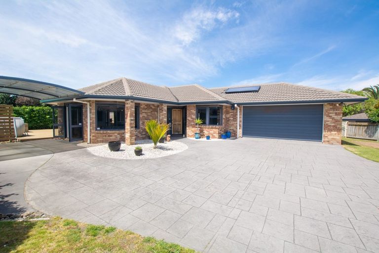 Photo of property in 51 Blake Boulevard, Papamoa Beach, Papamoa, 3118