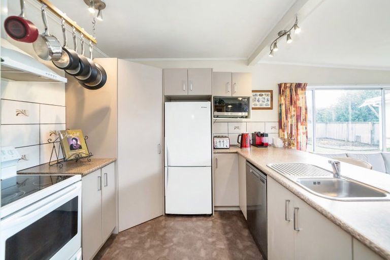 Photo of property in 3307 State Highway 2, Clareville, Carterton, 5713