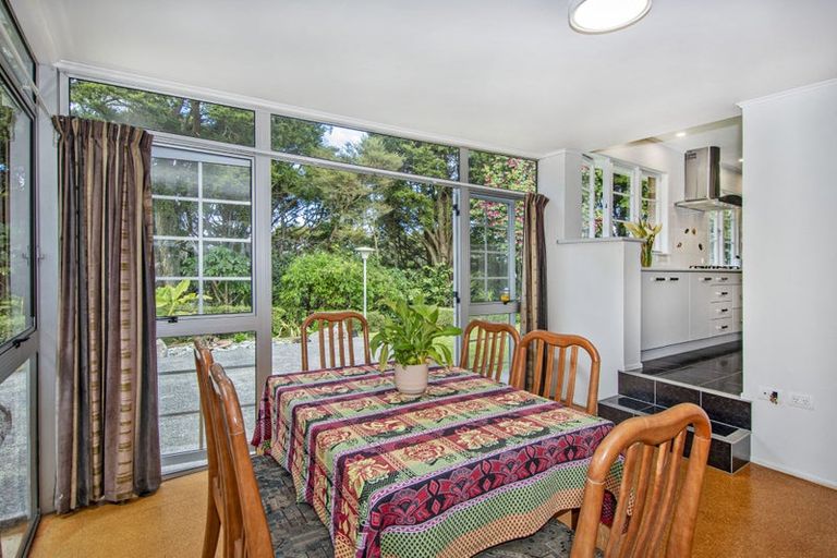 Photo of property in 2 Memorial Drive, Parahaki, Whangarei, 0112