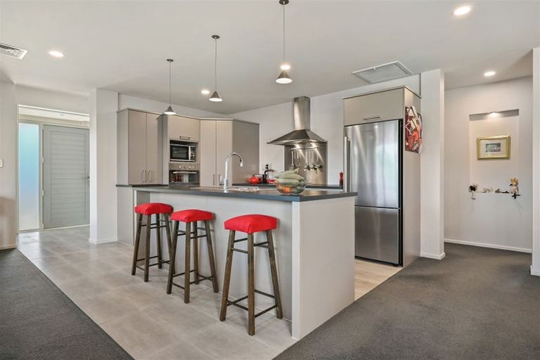 Photo of property in 15 Saint Thomas Place, Woolston, Christchurch, 8062