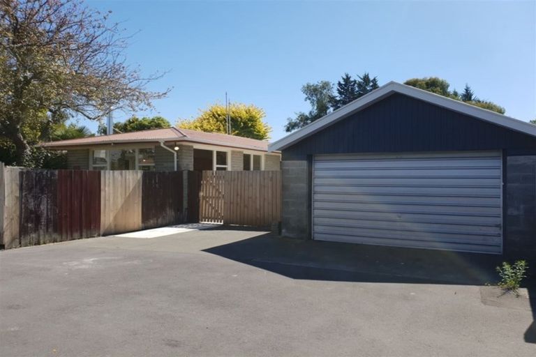 Photo of property in 32 Golf Links Road, Shirley, Christchurch, 8061