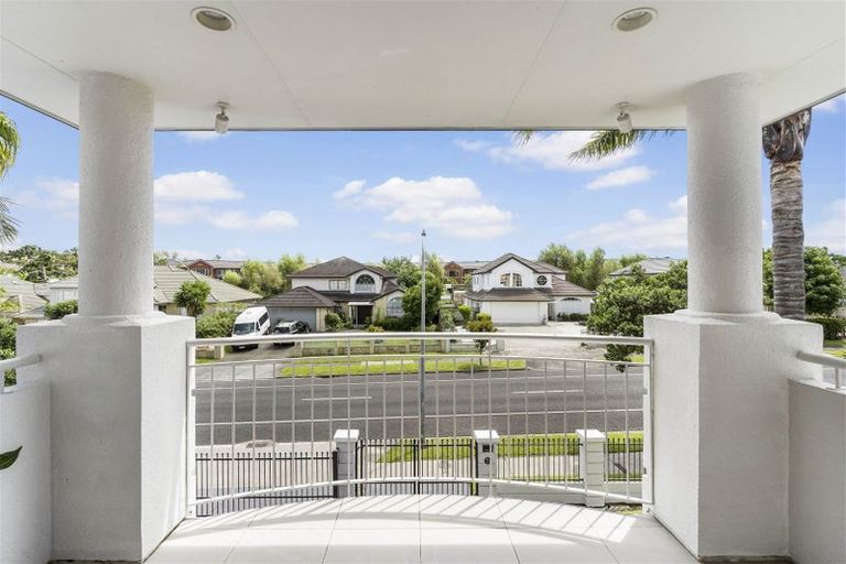 Photo of property in 24 Santa Ana Drive, Dannemora, Auckland, 2016