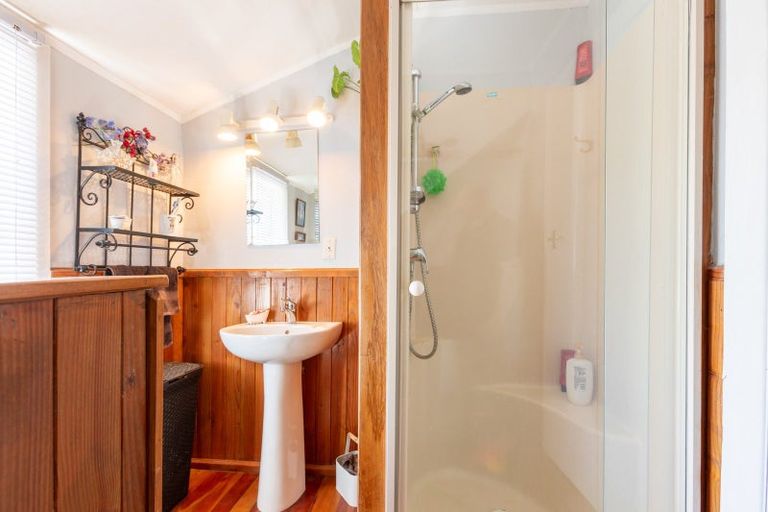 Photo of property in 34 Queen Street, Dannevirke, 4930