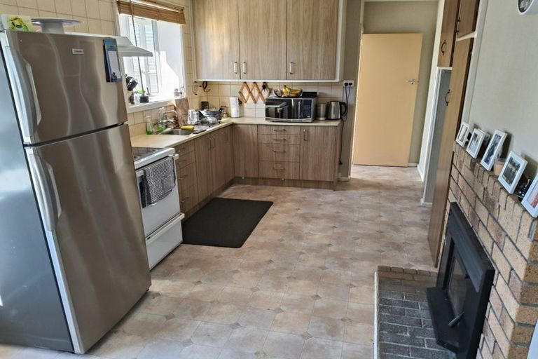 Photo of property in 13 Dunstan Crescent, Hornby, Christchurch, 8042