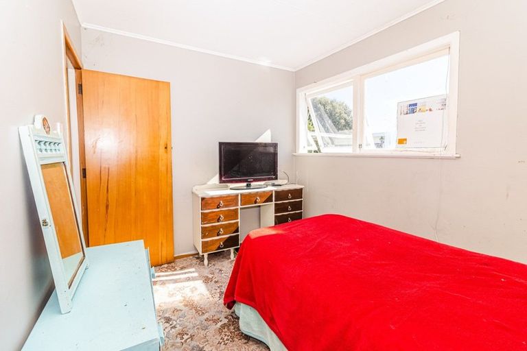 Photo of property in 134 Cornfoot Street, Castlecliff, Whanganui, 4501