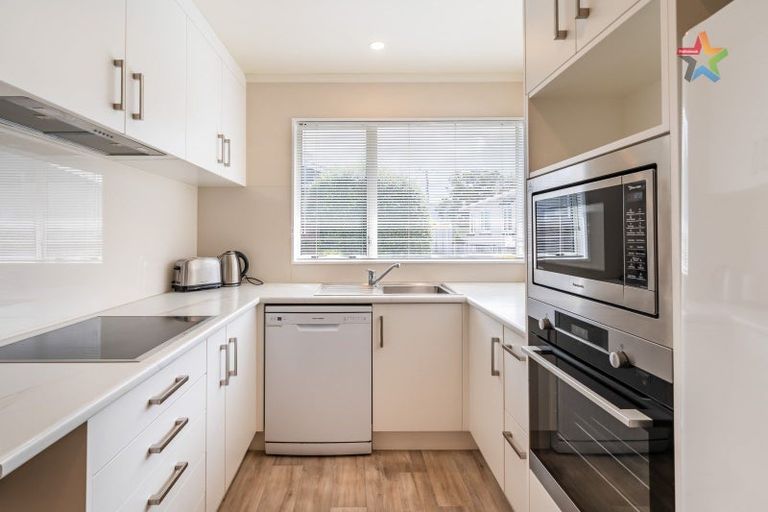 Photo of property in 104b Waiwhetu Road, Waterloo, Lower Hutt, 5011