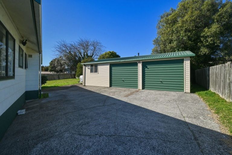 Photo of property in 35 Rewarewa Street, Owhata, Rotorua, 3010