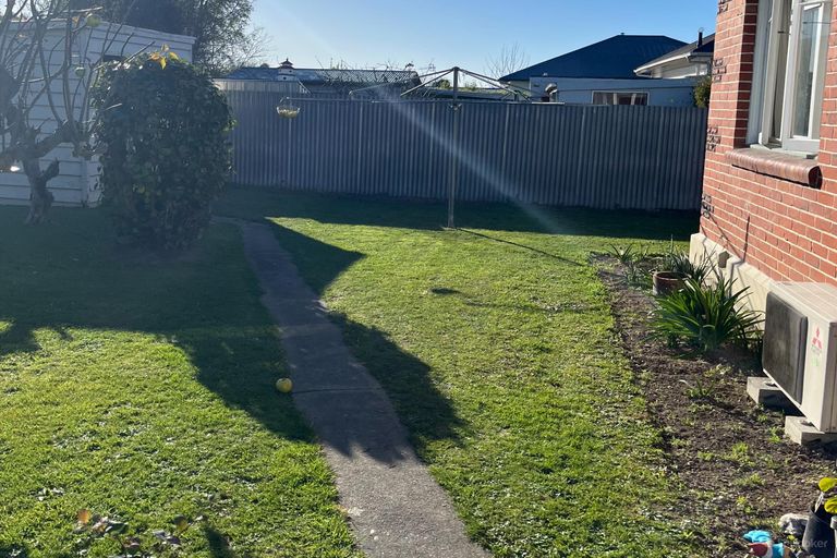 Photo of property in 42 Harris Street, Waimate, 7924