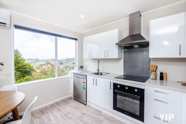 Photo of property in 15b Lenox Grove, Johnsonville, Wellington, 6037