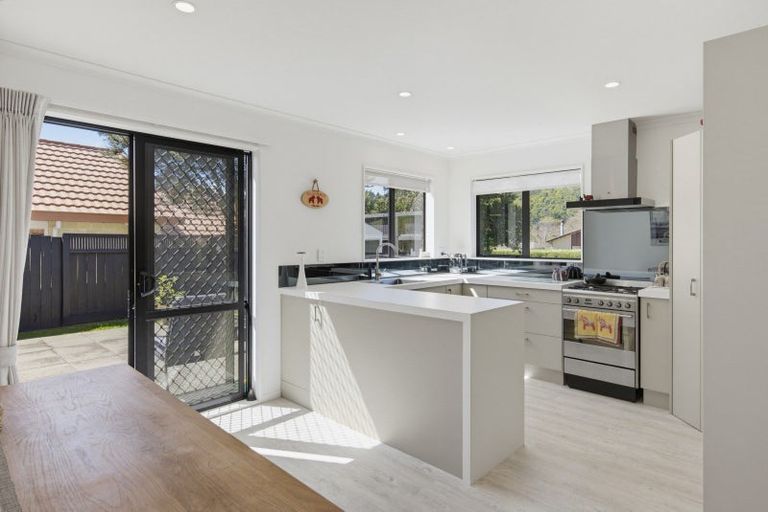 Photo of property in 10 Sams Way, Raumati South, Paraparaumu, 5032