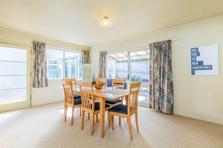 Photo of property in 18 Tristram Avenue, Forrest Hill, Auckland, 0620