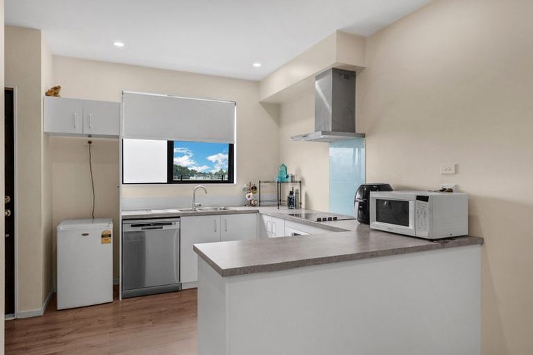 Photo of property in 105 Te Aparangi Road, Papakura, 2110