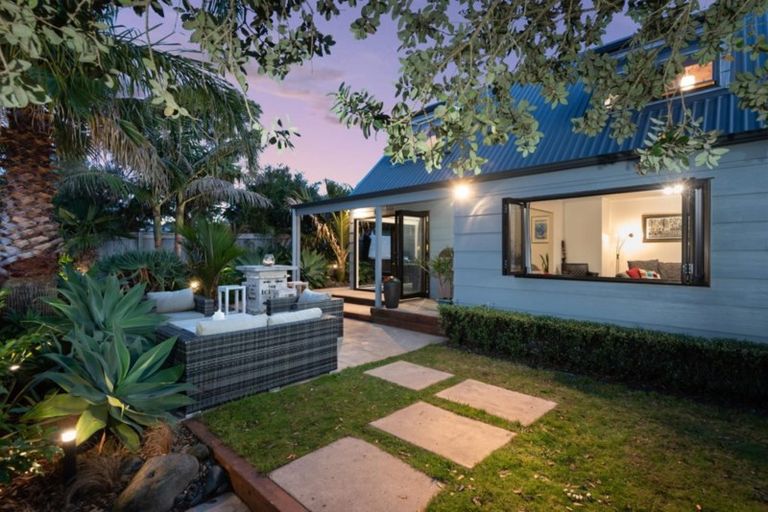 Photo of property in 128 Dickson Road, Papamoa Beach, Papamoa, 3118