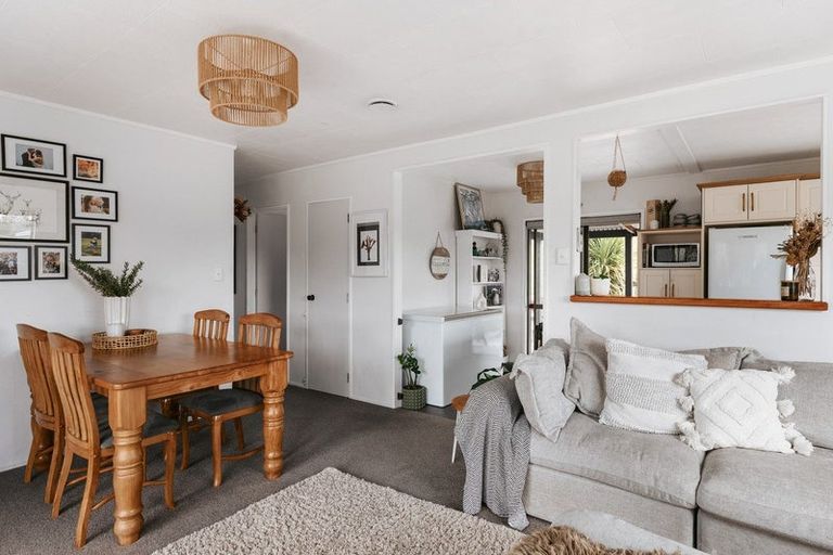 Photo of property in 16 Syme Crescent, Kawerau, 3127