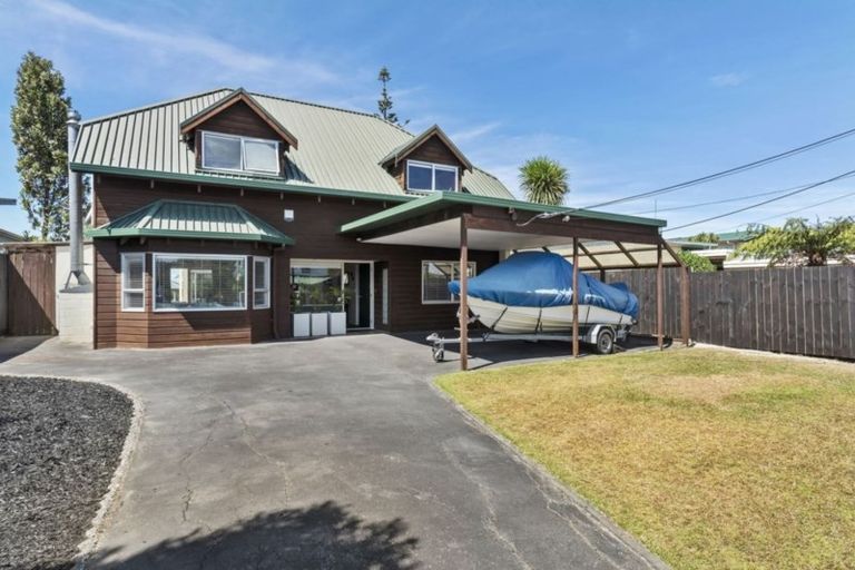 Photo of property in 4 Salem Place, Torbay, Auckland, 0630