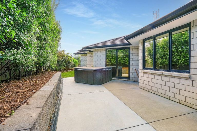 Photo of property in 40 Calder Crescent, Pokeno, 2402