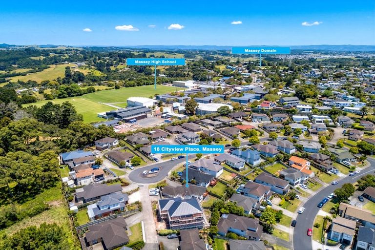 Photo of property in 18 Cityview Place, Massey, Auckland, 0614