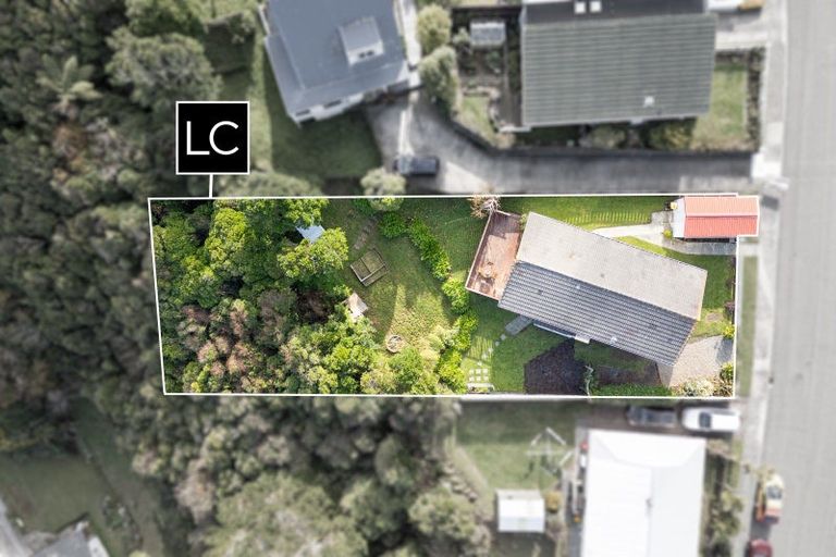 Photo of property in 65 Percy Dyett Drive, Karori, Wellington, 6012