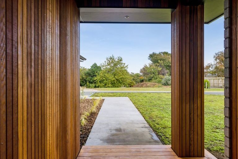 Photo of property in 62 Aratapu Street, Waitara, 4320