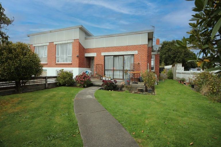 Photo of property in 33 Nichol Street, Heidelberg, Invercargill, 9812
