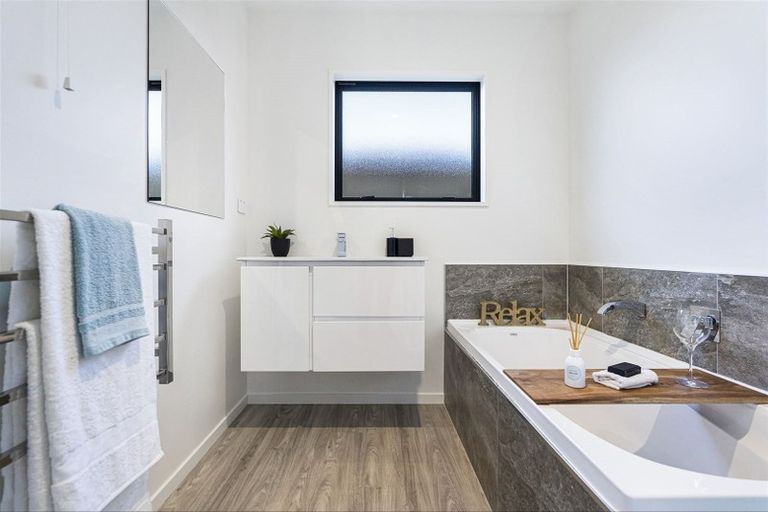 Photo of property in 4/9 Raupo Street, Bromley, Christchurch, 8062