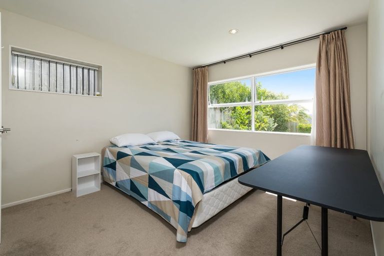 Photo of property in 90 Oakway Drive, Schnapper Rock, Auckland, 0632