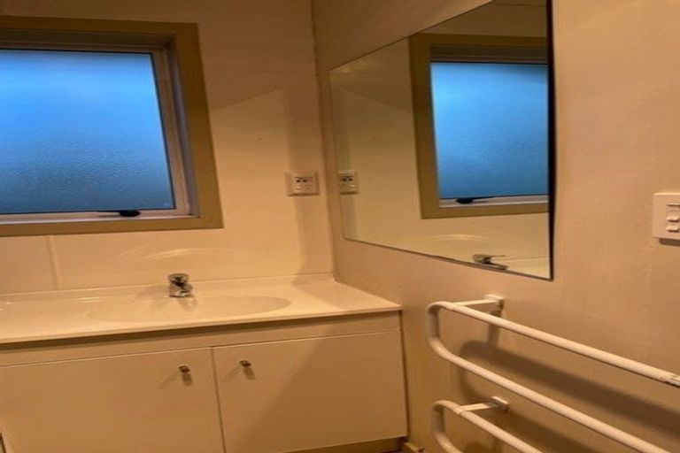 Photo of property in 18 Talbot Place, Hargest, Invercargill, 9810