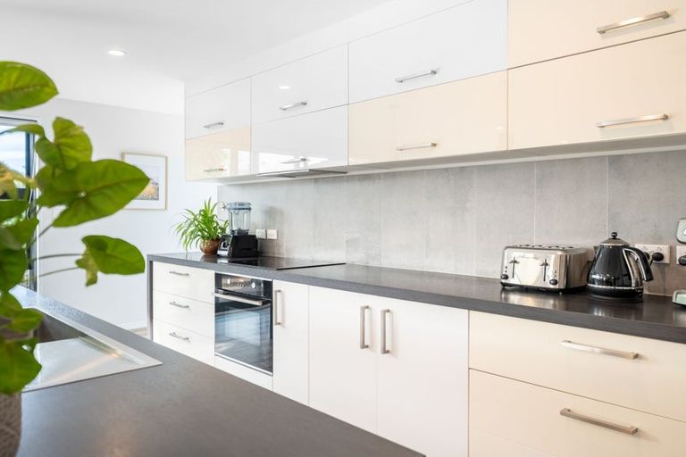 Photo of property in 7a Bideford Place, Dallington, Christchurch, 8061