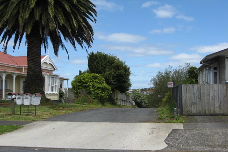 Photo of property in 6 Beresford Street, Pukekohe, 2120