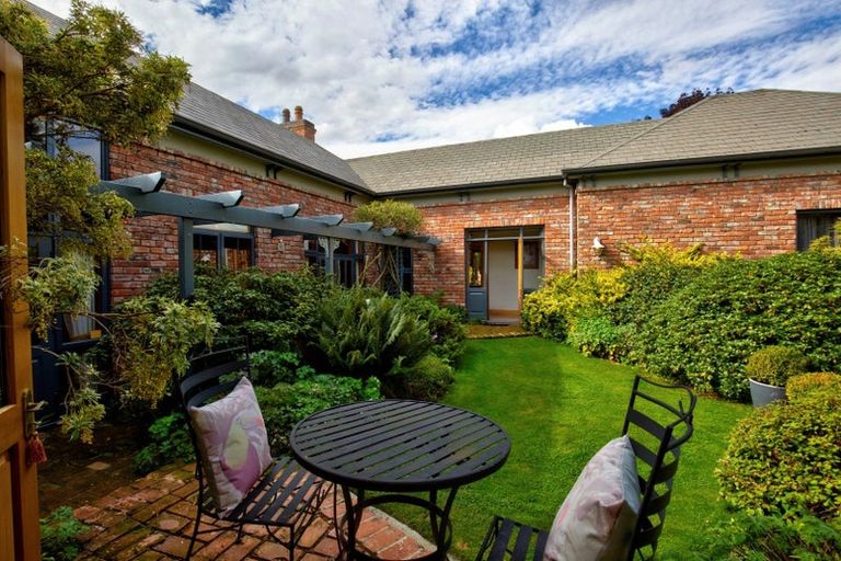 Photo of property in 8 Rutherford Road, Lake Hayes, Queenstown, 9371
