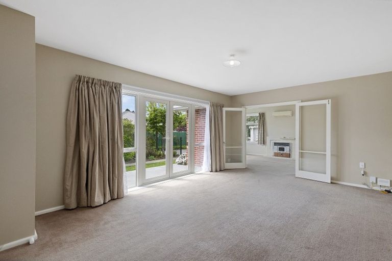 Photo of property in 29 Gleneagles Terrace, Ilam, Christchurch, 8053