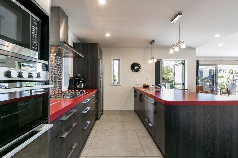 Photo of property in 14 Muritai Crescent, Havelock North, 4130