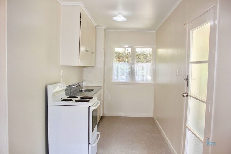 Photo of property in 233 Konini Road, Titirangi, Auckland, 0604