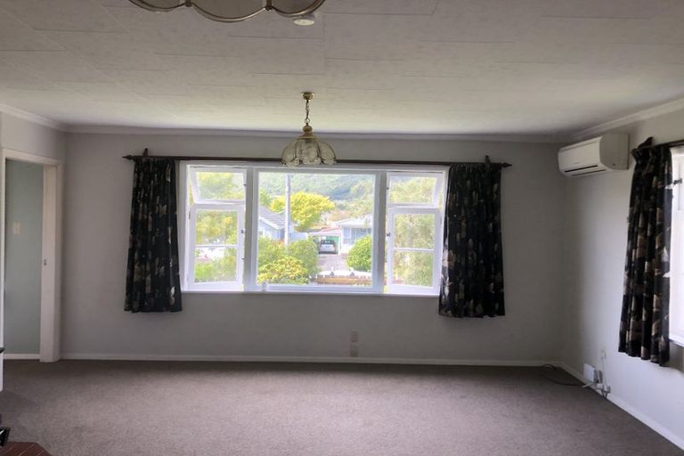 Photo of property in 7 Dublin Street, Wainuiomata, Lower Hutt, 5014