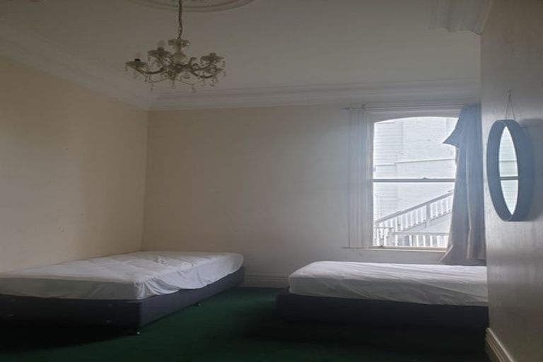 Photo of property in 2/205 The Terrace, Wellington Central, Wellington, 6011