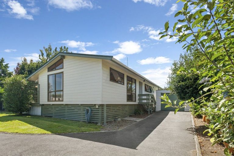 Photo of property in 24 Dunton Drive, Welcome Bay, Tauranga, 3112