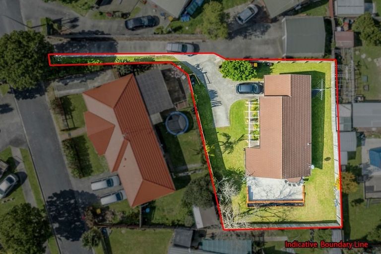 Photo of property in 8 Colt Place, Randwick Park, Auckland, 2105