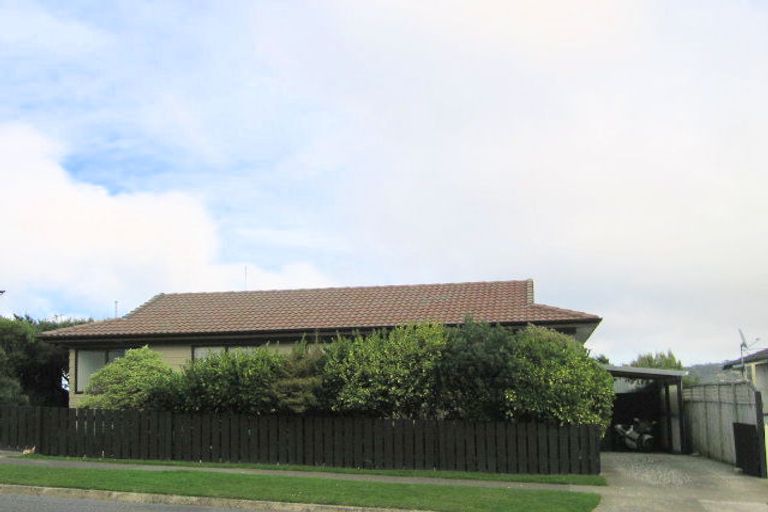 Photo of property in 5 Waipounamu Drive, Kelson, Lower Hutt, 5010