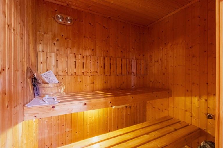 Photo of property in 134 Main Rd Clive, Clive, 4102