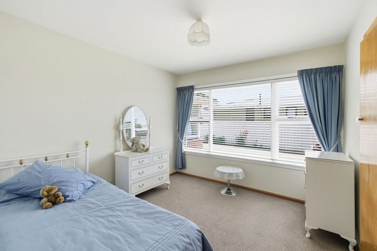 Photo of property in 53 Boston Avenue, Hornby, Christchurch, 8042