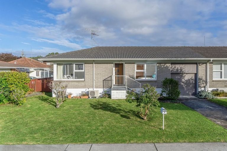Photo of property in 1/771 Beach Road, Browns Bay, Auckland, 0630