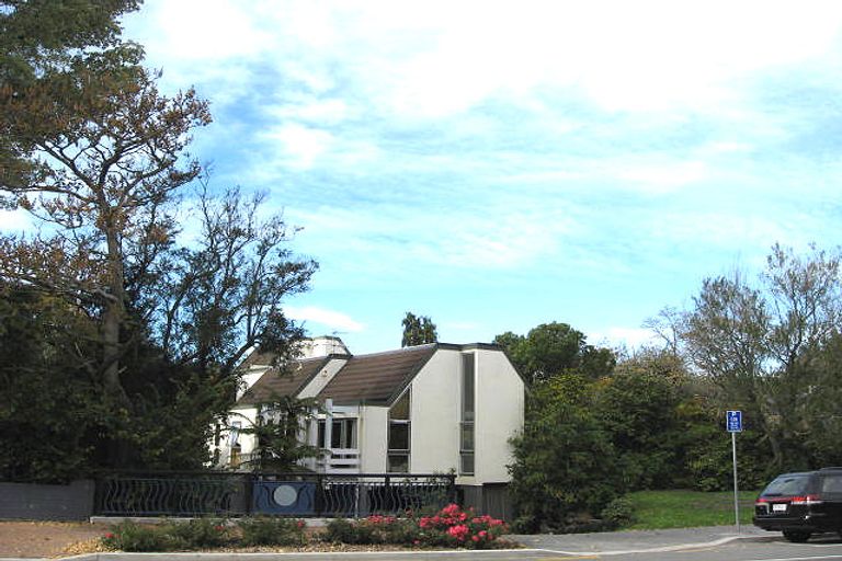 Photo of property in 1/88b Clyde Road, Ilam, Christchurch, 8041