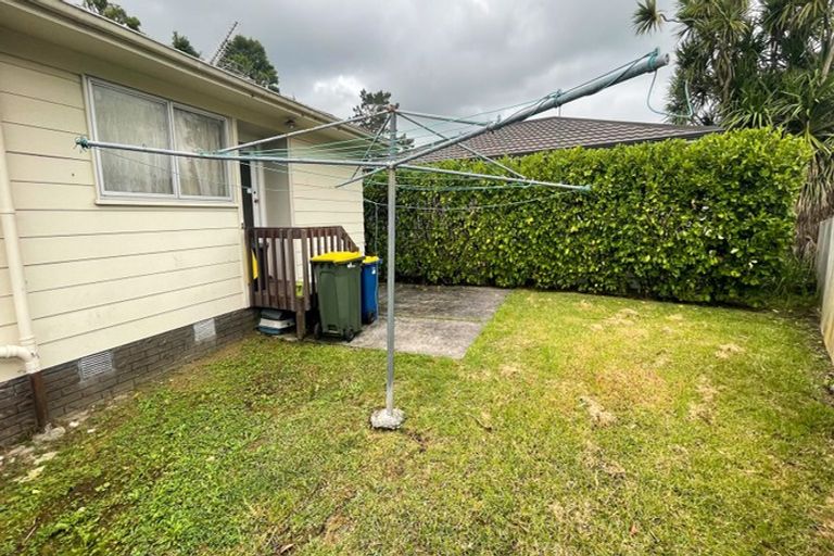 Photo of property in 68 Reynella Drive, Massey, Auckland, 0614