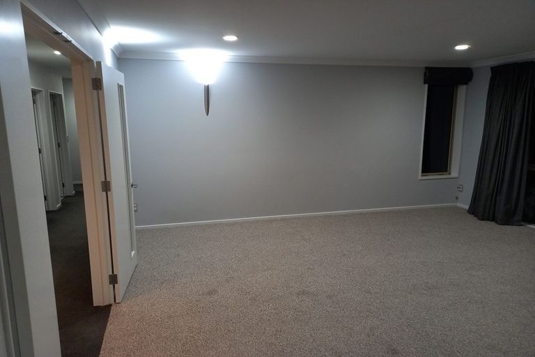 Photo of property in 12 Mataroa Place, Parklands, Christchurch, 8083