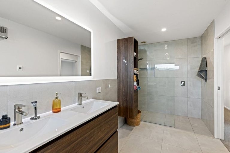 Photo of property in 3 Picadilly Avenue, Casebrook, Christchurch, 8051